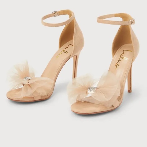 Lulus Shoes - Lulu's Rexie Light Nude Suede Bow Pointed-Toe Ankle Strap Heels. Size 7.5